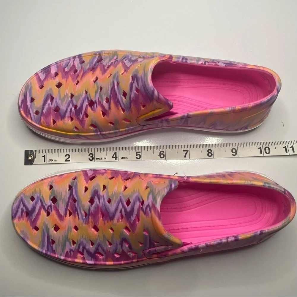 Girls 4/5 Pink Multicolored Waterproof Slip On Water Shoes NWOT